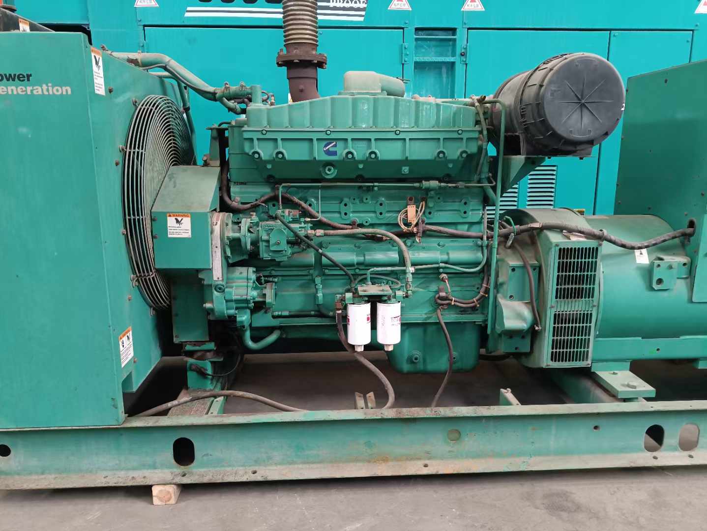 费县过载会对 600kW 柴油发电机组造成哪些损害？